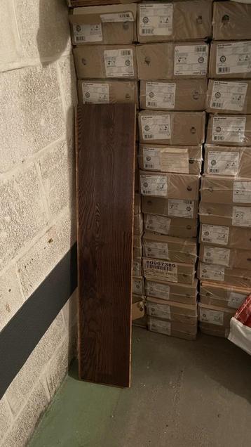 NIEUW parket — Geborsteld essenhout „Coffee” — 60 m² — Click beschikbaar voor biedingen