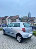 Vw Fox 1,2 benzine GEKEURD vvk, 164dkm, TOPSTAAT!, Auto's, 4 zetels, Stof, Zwart, Bedrijf