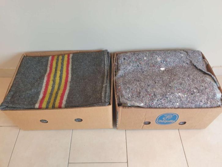 2 dozen verhuisdekens 150x200cm geweven stevig rood geel wit, Doe-het-zelf en Bouw, Overige Doe-Het-Zelf en Bouw, Ophalen