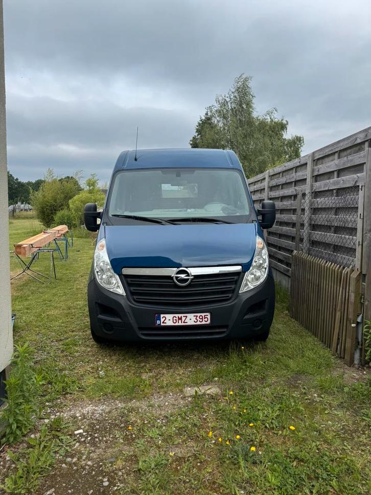 Opel movano 2016 160k, Auto's, Bestelwagens en Lichte vracht, Particulier, ABS, Airbags, Airconditioning, Bluetooth, Boordcomputer