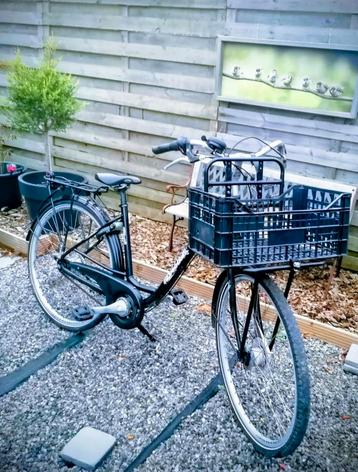 Mooie degelijke damesfiets beschikbaar voor biedingen