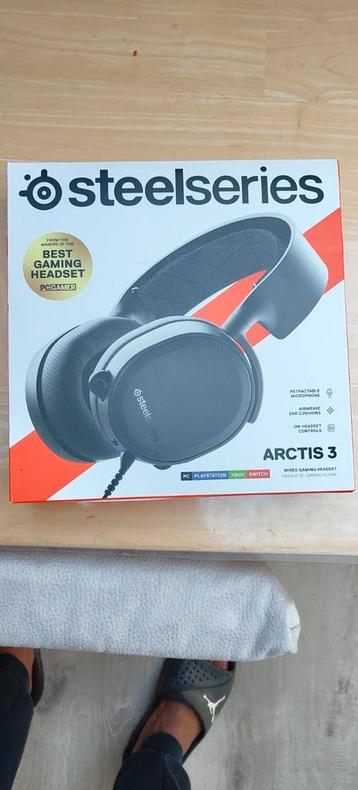 Steelseries Arctis 3, Audio, Tv en Foto, Hoofdtelefoons, Ophalen, Zo goed als nieuw, Op oor (supra aural), Overige merken