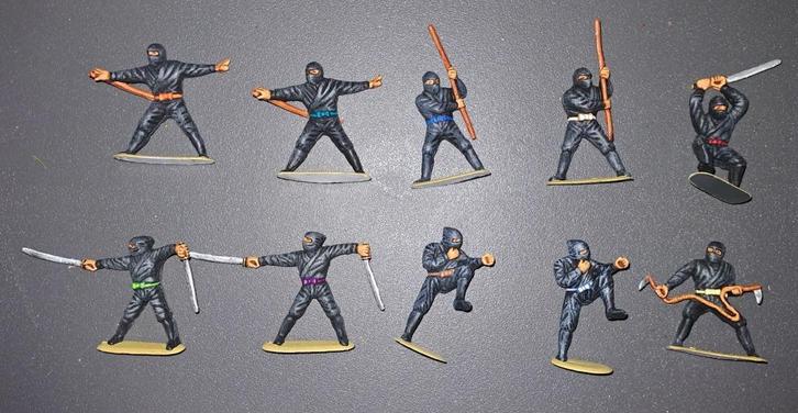 Hong Kong Ninja's, Hobby en Vrije tijd, Modelbouw | Figuren en Diorama's, Zo goed als nieuw, Figuur of Figuren, Groter dan 1:35