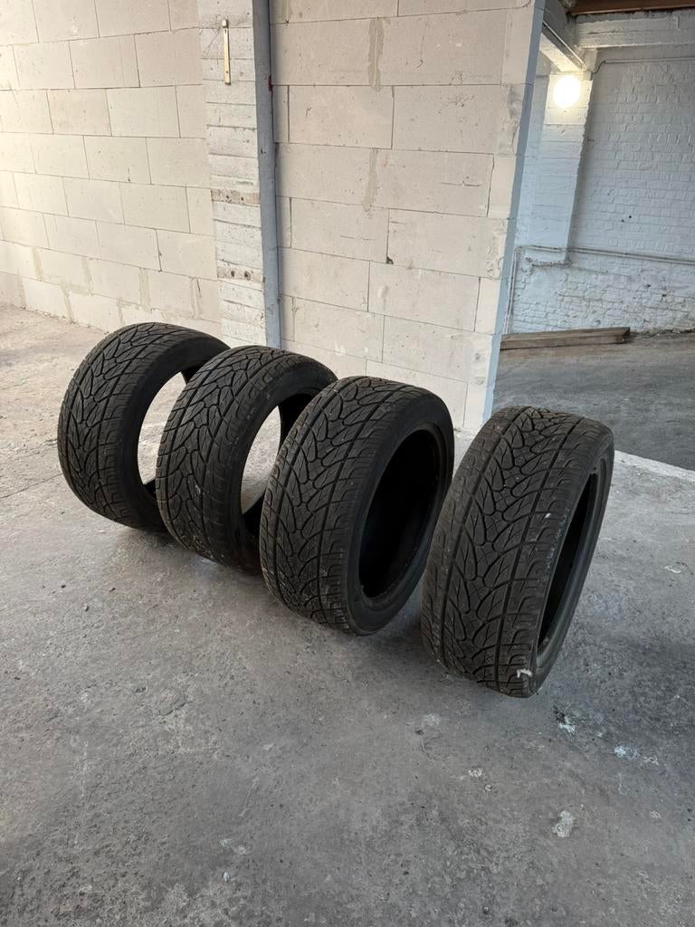 4 pneus Kumho – 1 fois utilisés – Excellent état, Autos : Pièces & Accessoires, Pneus hiver, Pneu(s), Enlèvement, Utilisé