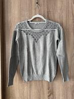 Grijze trui met doorzichtig detail, Enlèvement ou Envoi, Comme neuf, Taille 38/40 (M), Gris