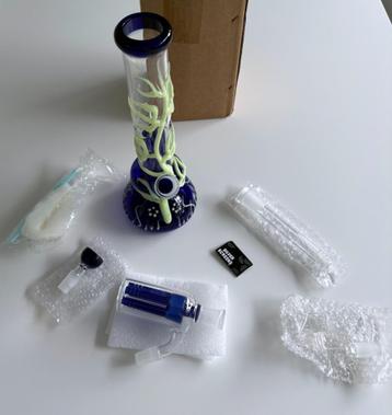 Glazen Bong 25cm + accessoires nieuw beschikbaar voor biedingen