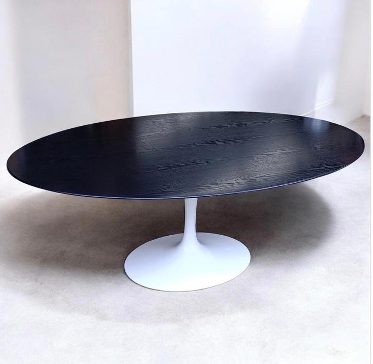 Tafel Knoll bureau ovaal Eero Saarinen Tulip ebonized 1990s, Maison & Meubles, Tables | Tables à manger, Utilisé, 100 à 150 cm