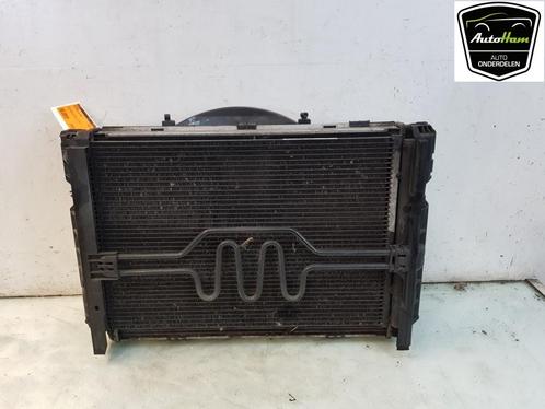 RADIATEUR COMPLEET BMW 3 serie (E90) (12-2004/12-2011), Auto-onderdelen, Airco en Verwarming, BMW, Gebruikt