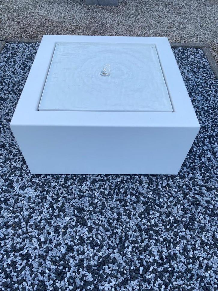 Watertafel, Tuin en Terras, Waterpartijen en Fonteinen, Zo goed als nieuw, Fontein, Ophalen