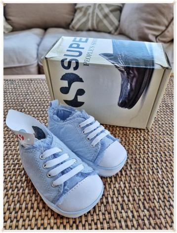 SUPERGA - CHAUSSONS A LACETS – P. : 19 beschikbaar voor biedingen