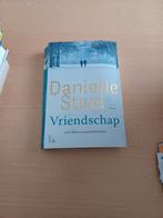 Danielle Steel - Vriendschap, Livres, Romans, Comme neuf, Danielle Steel, Enlèvement ou Envoi