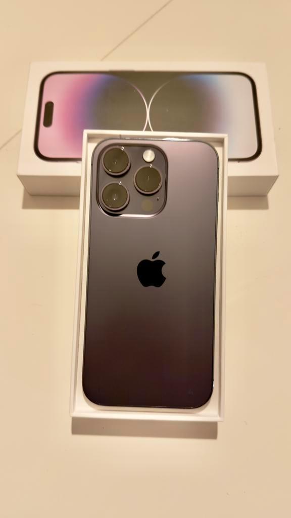 Iphone 14 Pro, 256 giga en parfait état, Télécoms, Téléphonie mobile | Housses, Coques & Façades | Apple iPhone, Comme neuf, iPhone 14
