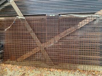 Betonnetten  beschikbaar voor biedingen