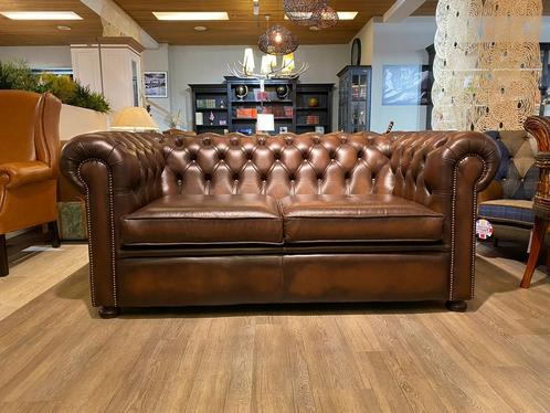 originele engelse chesterfield 2,5 zits bank bruin, Huis en Inrichting, Zetels | Zetels, Ophalen of Verzenden