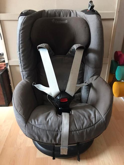 ② Autostoel voor baby tot kleuter. — Autostoeltjes — 2dehands