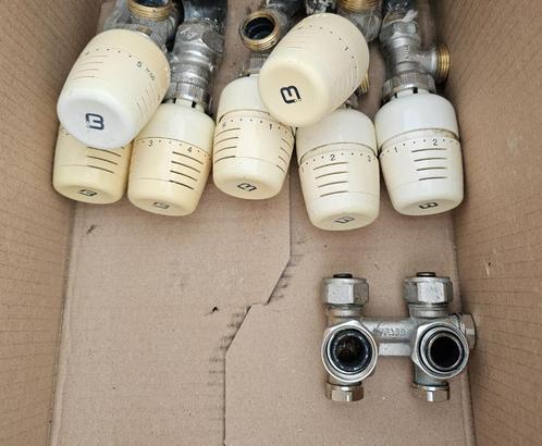 Begetube Thermostatische radiatorkranen wit type 5000, Doe-het-zelf en Bouw, Verwarming en Radiatoren, Zo goed als nieuw, Radiator