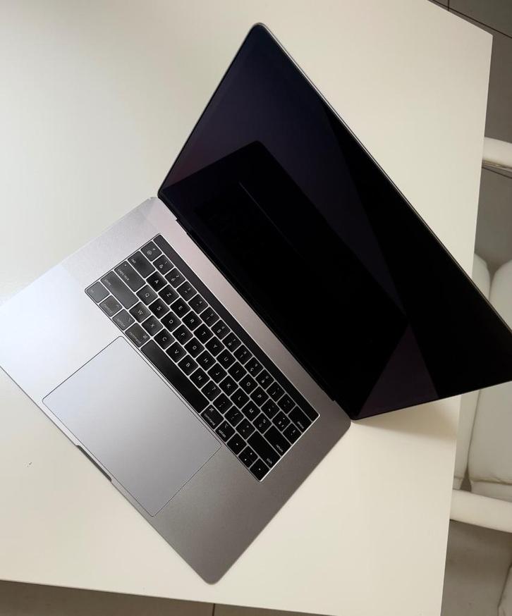 MacBook Pro 15” 2019, Computers en Software, Apple Macbooks, Zo goed als nieuw, MacBook, 15 inch, Azerty, Ophalen