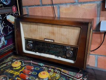 Oude radio's 3 stuks te koop beschikbaar voor biedingen
