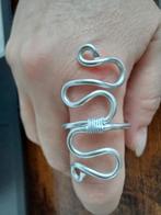 Zilverkleurige ring - big snake (mt 63), Handtassen en Accessoires, Ringen, Nieuw, Overige materialen, 20 of groter, Ophalen of Verzenden