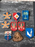 Lot d'insignes militaires néerlandais, Collections, Envoi
