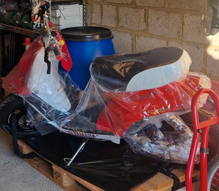 Mbk spirit 000km/ NEW / 100cc avec document/met documenten, Fietsen en Brommers, Scooters | Peugeot, Elektrisch, Ophalen