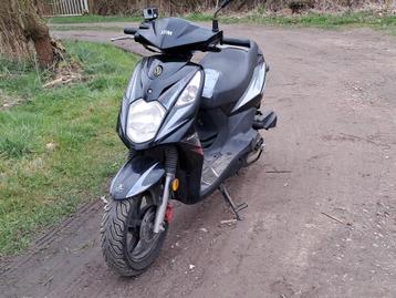 Sym orbit 2 b klasse (moet weg) beschikbaar voor biedingen