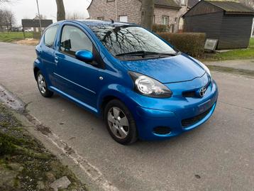 Toyota Aygo - 1.0 essence - 123 000 km - bon état, Achat, Carnet d'entretien, Particulier, Capteur de lumière