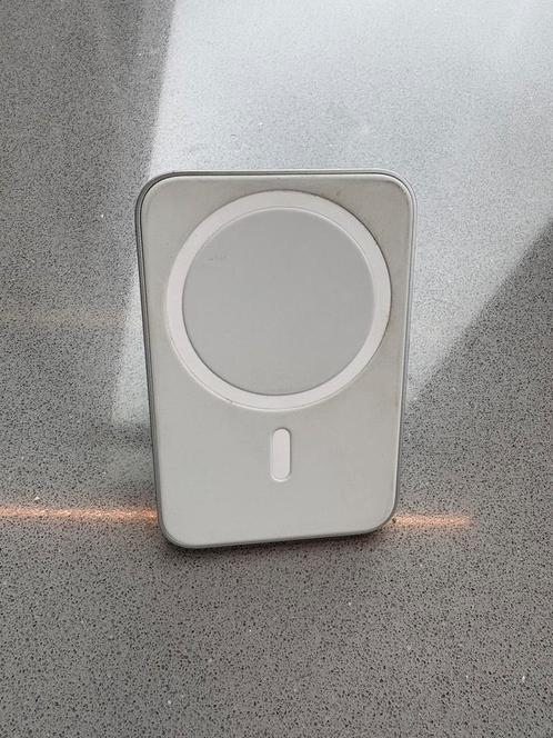 Belkin PRO-ventilatieroosterhouder met MagSafe, Telecommunicatie, Powerbanks, Gebruikt, Ophalen of Verzenden