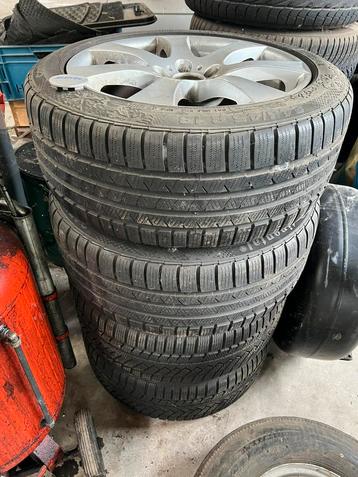 Velgen met winter banden 18 inch beschikbaar voor biedingen