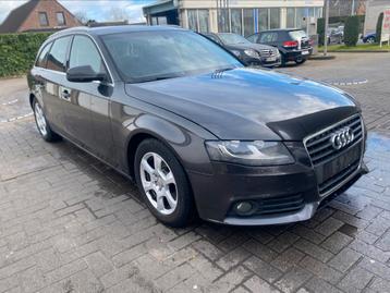 Audi A4 2.0 TDI, 100 kW, Entreprise, Carnet d'entretien, Boîte manuelle