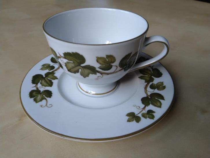 Kop en schotel Bavaria Winterling Klimop, Huis en Inrichting, Keuken | Servies, Zo goed als nieuw, Porselein, Ophalen