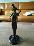 Statue en bronze 33cm, Antiquités & Art, Antiquités | Bronze & Cuivre, Bronze, Enlèvement