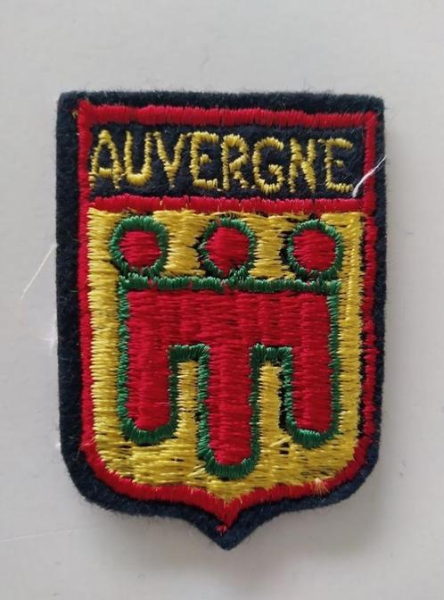 Ecusson / Patch vintage - Auvergne - France, Collections, Broches, Pins & Badges, Comme neuf, Bouton, Ville ou Campagne, Enlèvement ou Envoi