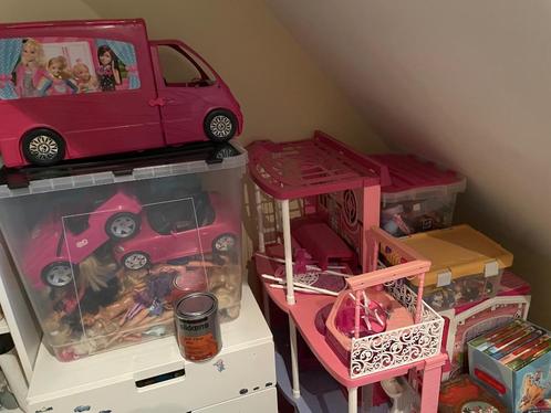 Heel veel Barbiepoppen moet weg, Kinderen en Baby's, Speelgoed | Poppen, Zo goed als nieuw, Barbie, Ophalen
