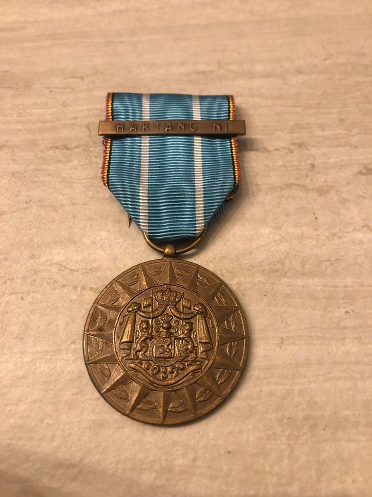 Korea coree corea haktang ni bar + medaille, Verzamelen, Militaria | Algemeen, Lintje, Medaille of Wings, Ophalen of Verzenden