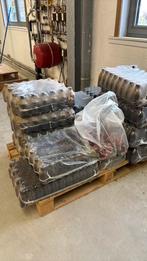 Mix bruin glas flesjes nieuw 150 en 300 ml palet, Zakelijke goederen, Stock en Retail | Verpakking en Verzending, Ophalen