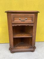 Hoekkastje in eik, Antiek en Kunst, Antiek | Meubels | Kasten, Ophalen