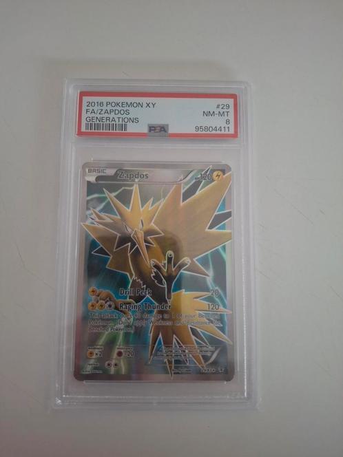 Full Art Zapdos #29 - Generations - PSA 8, Hobby en Vrije tijd, Verzamelkaartspellen | Pokémon, Zo goed als nieuw, Ophalen of Verzenden