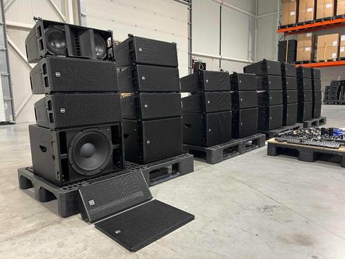 RCF powered line array: 22x HDL 6-A + 8x HDL 12-AS + rigging, Audio, Tv en Foto, Luidsprekerboxen, Gebruikt, Complete surroundset