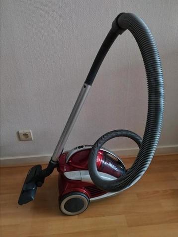 Stofzuiger Hoover zonder zak beschikbaar voor biedingen