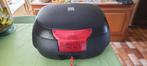 Complete GIVI-topkoffer, bekrast maar werkt, 2 sleutels, Motoren, Accessoires | Koffers en Tassen, Ophalen