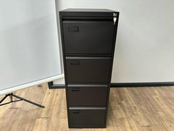 Archiefkast zwart 132 H x 46 B x 62 D beschikbaar voor biedingen