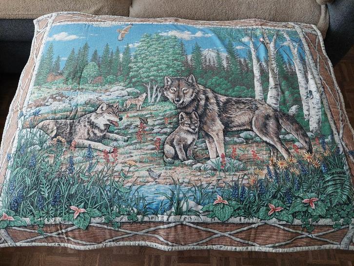 Wandkleed met wolventafereel WWF met sierkussenhoes, Huis en Inrichting, Woonaccessoires | Wanddecoraties, Gebruikt, Ophalen of Verzenden