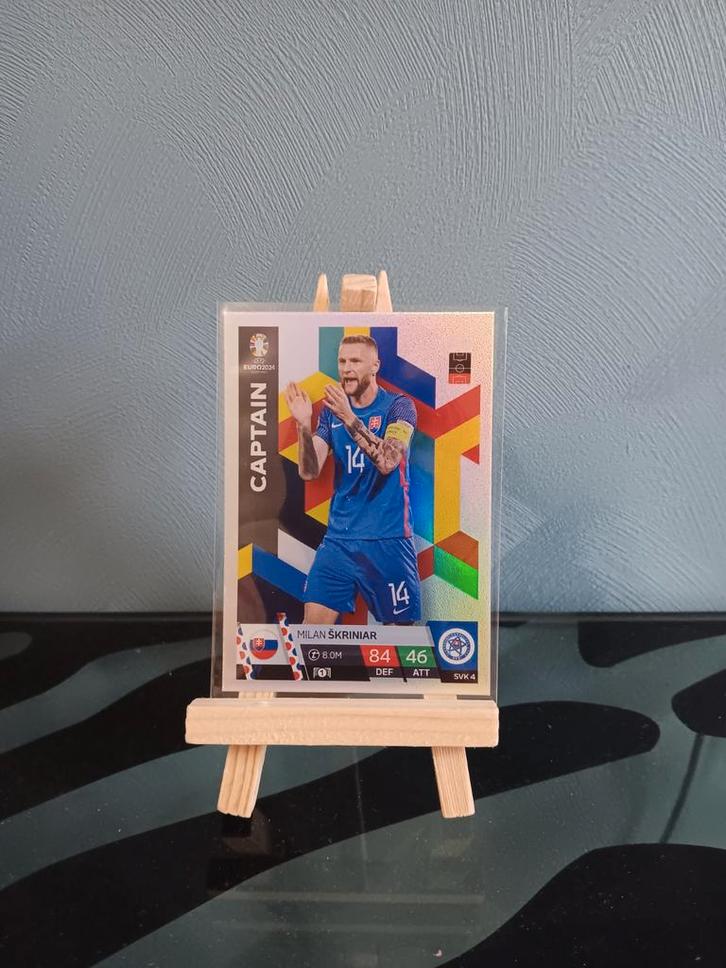 Topps Milan Škriniar, Hobby en Vrije tijd, Verzamelkaartspellen | Overige, Nieuw, Ophalen of Verzenden