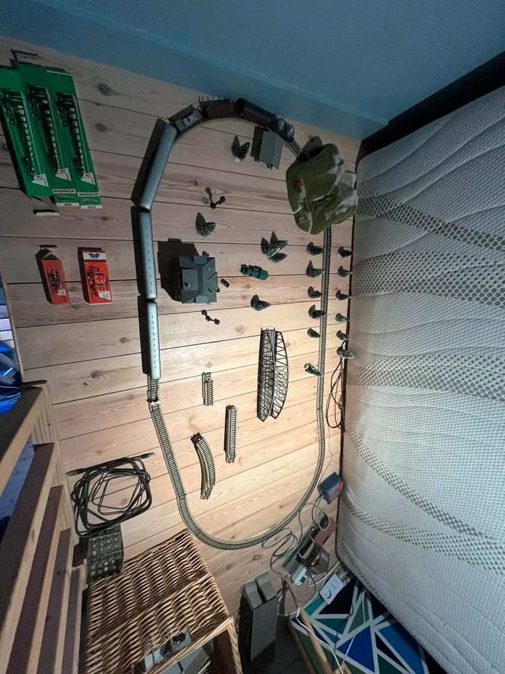 Circuit de train miniature: état très bon, Hobby & Loisirs créatifs, Trains miniatures | HO, Rails, Enlèvement