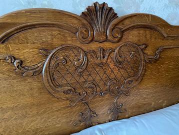 Ensemble lit en chêne clair  beschikbaar voor biedingen