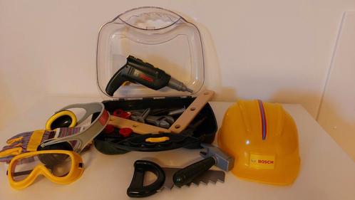 Klein Bosch gereedschapskoffer met boormachine, Kinderen en Baby's, Speelgoed |Speelgoedvoertuigen, Zo goed als nieuw, Ophalen