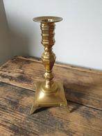 Chandelier en cuivre, Enlèvement