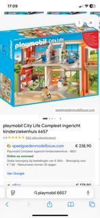 Playmobil kinderziekenhuis met ambulance en helikopter, Kinderen en Baby's, Speelgoed | Playmobil, Ophalen, Zo goed als nieuw