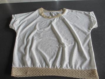 wit dames t'shirt beschikbaar voor biedingen